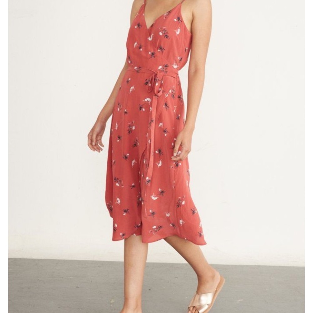 Amour Vert Varden Dress in Waterlily